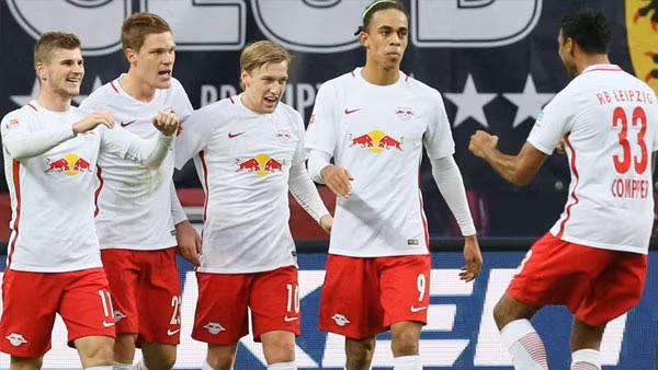 RB Leipzig đang là hiện tượng ở Bundesliga.