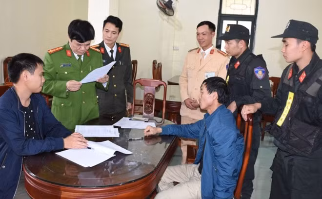 Đại tá Khương Duy Oanh, Phó Giám đốc Công an tỉnh Thanh Hóa, trực tiếp chỉ đạo điều tra vụ án vận chuyển 4kg ma túy đá và 10 bánh heroin.