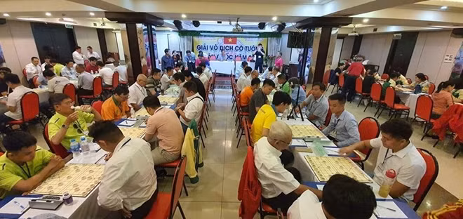 Giải cờ tướng VĐQG 2020 diễn ra từ ngày 24-6 đến 4-7. Thế nhưng chỉ sau khai mạc một ngày đã xảy ra sự việc gây ồn ào.