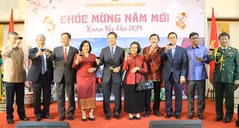 Việt Nam có nhiều điều kiện thuận lợi để xuất khẩu sang Thái Lan và Lào ảnh 2