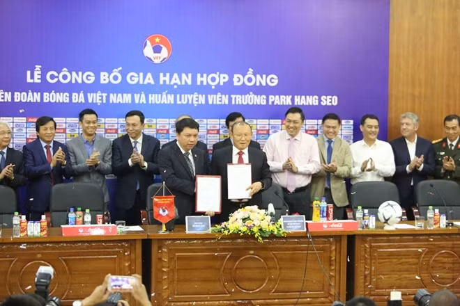 Hợp đồng mới sẽ có hiệu lực từ đầu năm sau.