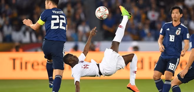 Almoez Ali đang dẫn đầu cuộc đua tới danh hiệu vua phá lưới tại Asian Cup 2019 với 9 bàn. Ảnh: AFC.