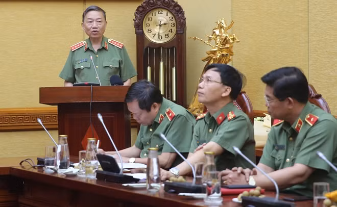 Đại tướng Đại tướng Tô Lâm, Ủy viên Bộ Chính trị, Bộ trưởng Bộ Công an phát biểu chỉ đạo chiều 5-9.