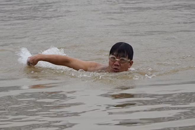 Với nhiều người đây là một hoạt động thể thao thường nhật rất tốt cho sức khỏe và là thói quen khó bỏ.