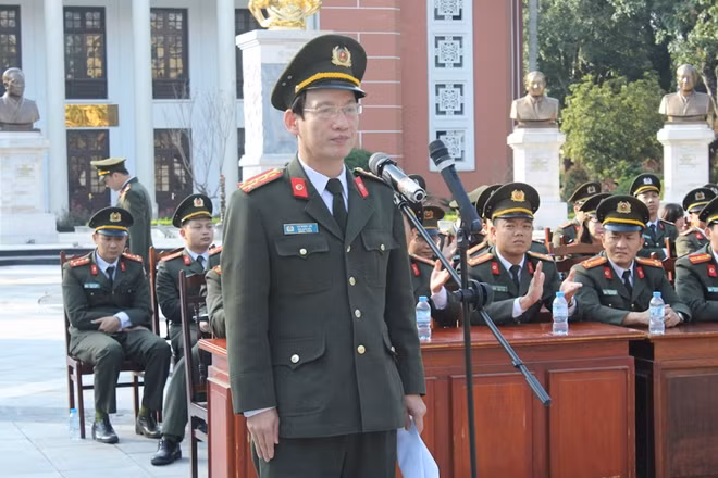 Đại tá Lê Ngọc An, Phó Giám đốc Học viện phát biểu khai mạc Hội thi.