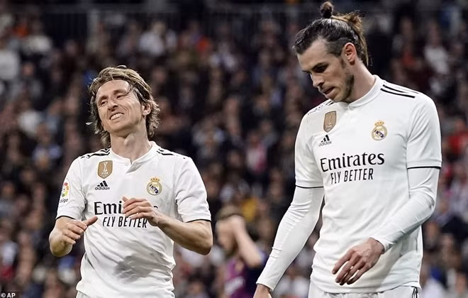 Một thất bại toàn diện nữa của Real trước Barca.