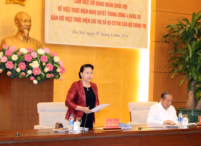 Chủ tịch Quốc hội Nguyễn Thị Kim Ngân phát biểu tại buổi làm việc. Ảnh: TTXVN