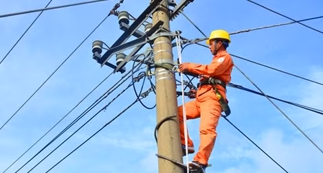 Nguy cơ thiếu điện vì nhiều dự án chậm tiến độ