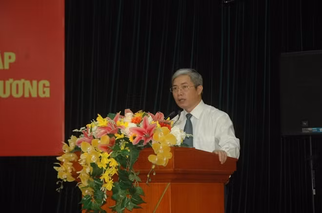 Trưởng Ban Tuyên giáo Đảng ủy Khối Vũ Đức Nam phát biểu