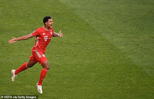 Serge Gnabry là người khai thông thế bế tắc của Bayern.