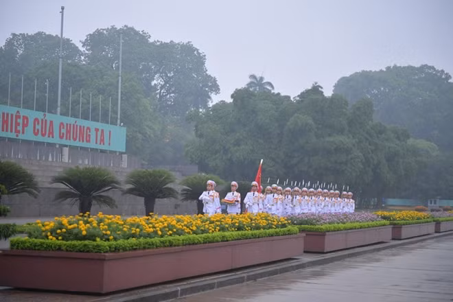 Dự kiến tối nay (3-5) lễ hạ cờ sẽ không diễn ra như thường lệ.