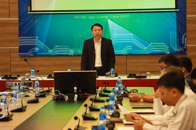 Ông Nguyễn Huy Dũng, Quyền Cục trưởng Cục An toàn Thông tin phát biểu tại hội thảo.