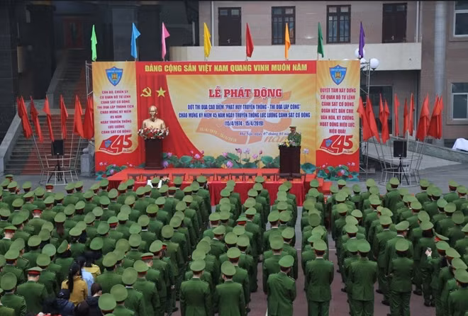 Toàn cảnh lễ phát động.