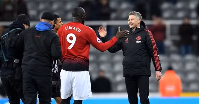 Solskjaer là nguyên nhân giúp Lukaku trở lại.