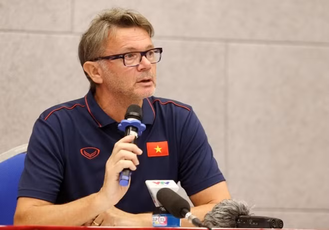 HLV Philippe Troussier
