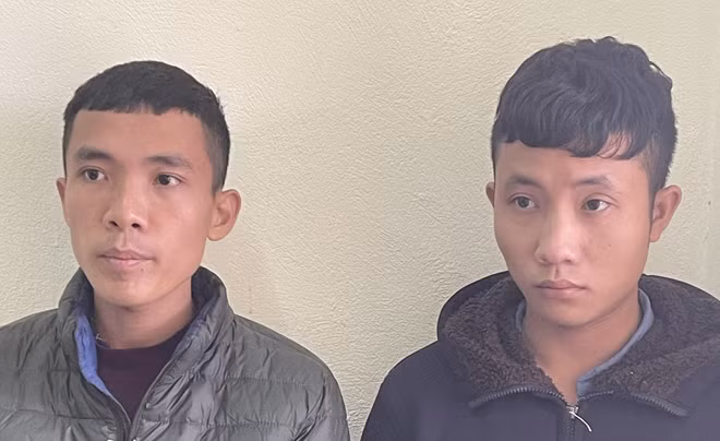 Đối tượng Lý Xuân Thủy và Nguyễn Văn Hợp tại cơ quan Công an.