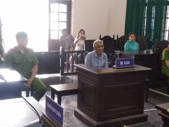 Phiên tòa xét xử một đối tượng xâm hại trẻ em.