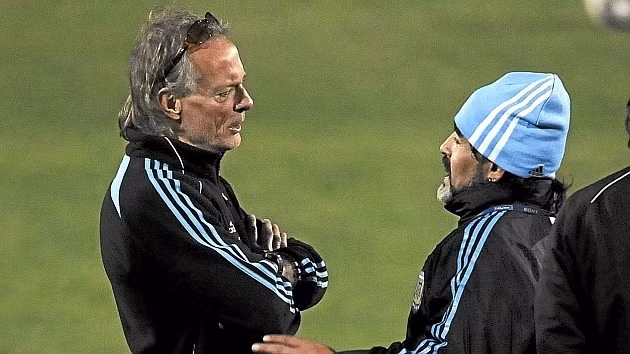 Fernando Signorini, là HLV thể lực của đội tuyển Argentina dưới thời Diego Maradona đã lên tiếng bảo vệ Messi trước những lời chỉ trích. Ảnh: Marca. Fernando Signorini, là HLV thể lực của đội tuyển Argentina dưới thời Diego Maradona đã lên tiếng bảo vệ Messi trước những lời chỉ trích. Ảnh: Marca.