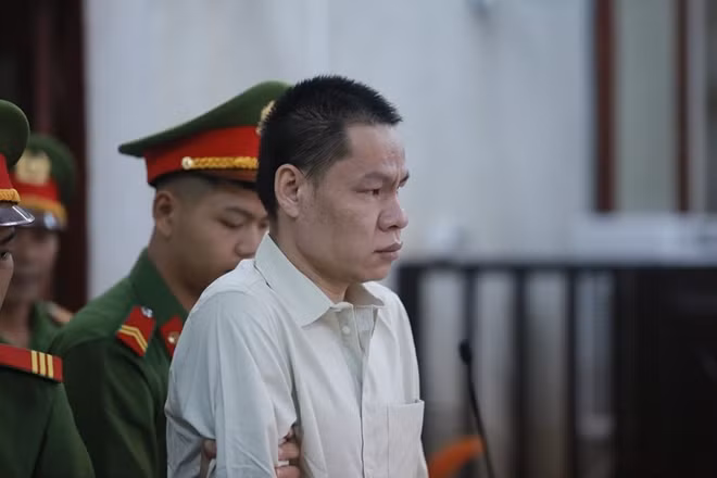 Bị cáo chủ mưu Vì Văn Toán.
