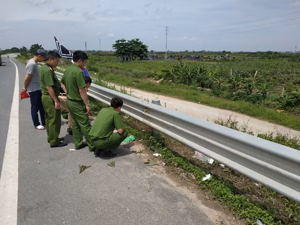 Viện khoa học hình sự đang giám định lại hiện trường vụ việc ở Hưng Yên.