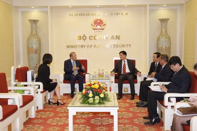 Toàn cảnh buổi tiếp.
