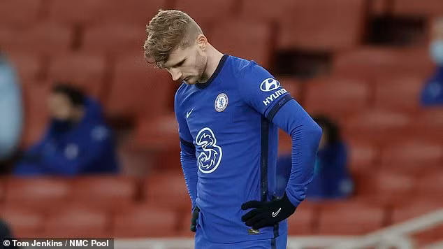 Thực tế thì Chelsea đã chơi không quá tồi nhưng cũng không tốt trong trận đấu này. Nhiều vị trí của The Blue không "đóng tròn vai" đơn cử như Timo Werner có một trận đấu hoàn toàn mờ nhạt trước khi được thay ra trong hiệp 2.
