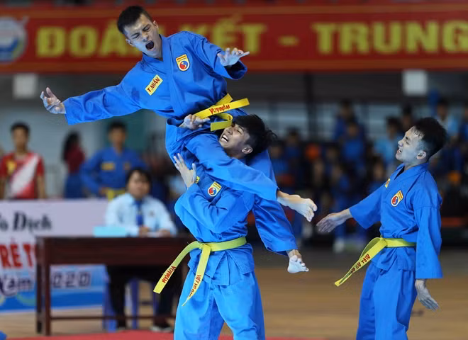 Một số hình ảnh tại ngày khai mạc giải.
