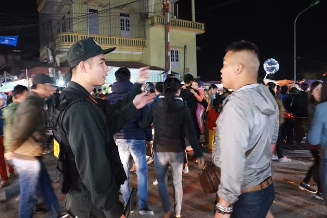 Cảnh sát cơ động cũng được triển khai nhằm bảo vệ trật tự cho sự kiện này.