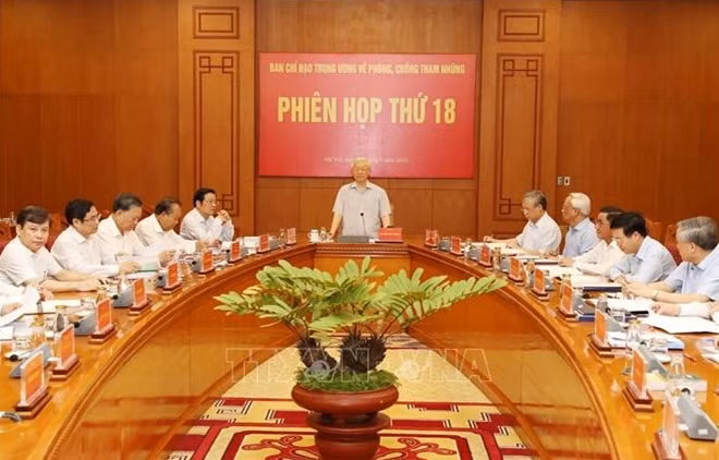 Tổng Bí thư, Chủ tịch nước Nguyễn Phú Trọng phát biểu chỉ đạo phiên họp.
