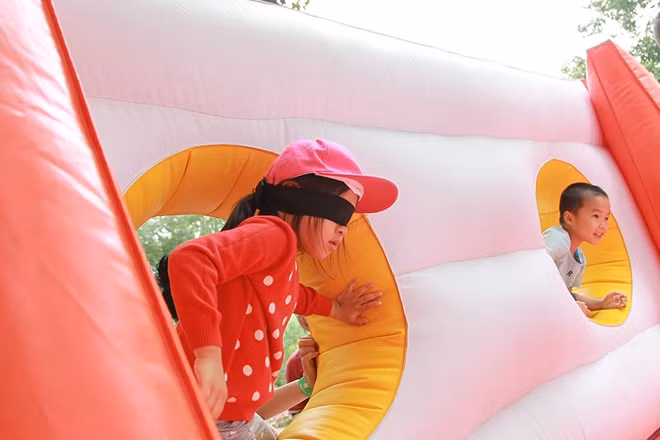 Giải mã EP chỉ diễn ra một lần và duy nhất trong kỳ nghỉ 30-4 năm nay và trong ngay trong ngày mở cửa đã thu hút không ít người tham gia.