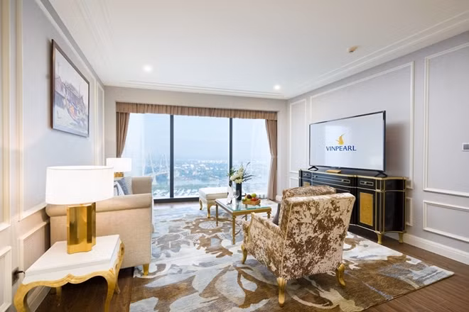 Phòng Executive Suite Panoramic.