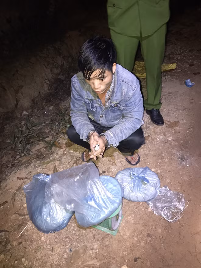 Đối tượng và tang vật.