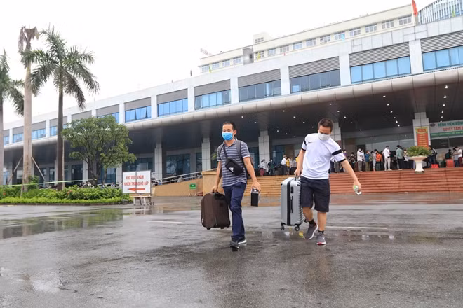 Ngày 14/8, Bệnh viện Bệnh nhiệt đới Trung ương đã công bố khỏi bệnh, hoàn thành cách ly cho 183 người điều trị, cách ly tại Bệnh viện;