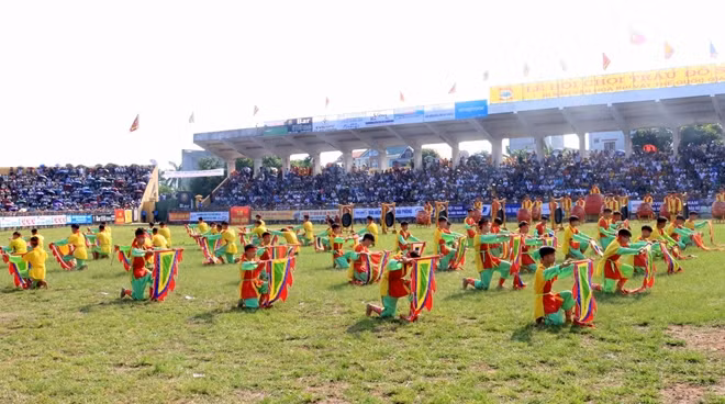 Màn múa khai hội chọi trâu Đồ Sơn 2019.
