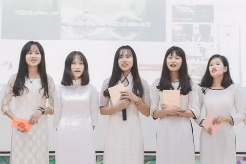 Cô học trò đặc biệt và ước mơ xây mái ấm cho trẻ em nghèo