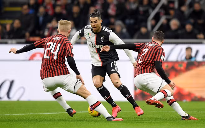 Trận Juventus và AC Milan đã hòa nhau 1-1 ở trận lượt đi. Ảnh: Reuters.