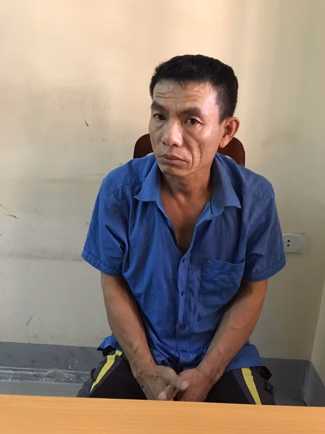 Đối tượng Cao Xuân Sơn tại cơ quan điều tra.