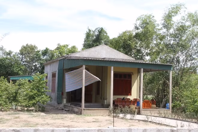 Ngôi nhà của ông Sơn - bà Liên, nơi xảy ra sự việc đau lòng.