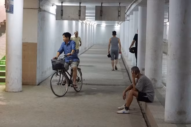 Tuyến đường dài gần 500 mét này được ví như tuyến đường đi bộ thứ 2 tại Hà Nội