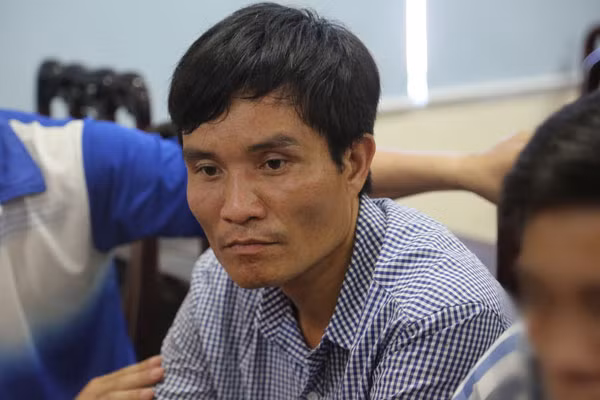 Đối tượng Kha Văn Công. Đối tượng Kha Văn Công.