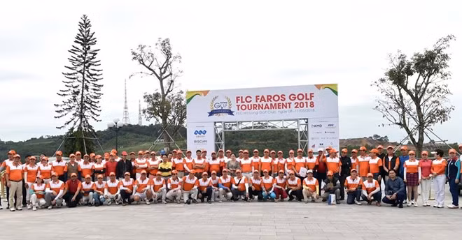 Giải đấu năm nay thu hút tới 1.400 golf thủ tham gia.