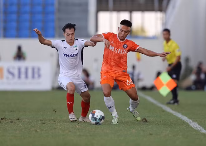 SHB Đà Nẵng đang có lợi thế khi bất bại trước HAGL trên sân nhà.
