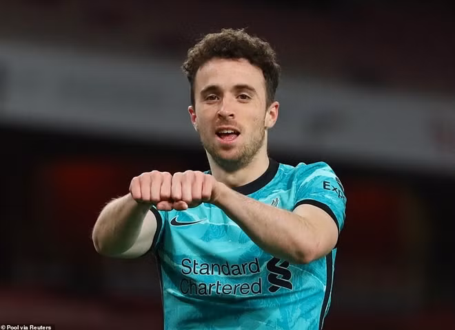 Đó là phút 64 của trận đấu. Bàn mở tỷ số đã giúp Liverpool chơi thanh thoát hơn.