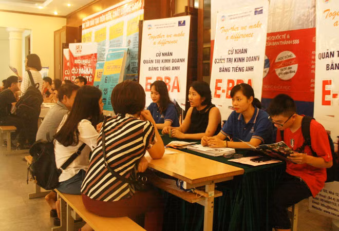 Thí sinh tham khảo trước khi nộp hồ sơ xét tuyển.