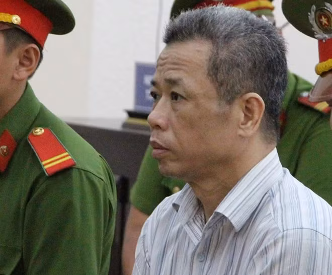 Bị cáo Nguyễn Hồng Khanh.