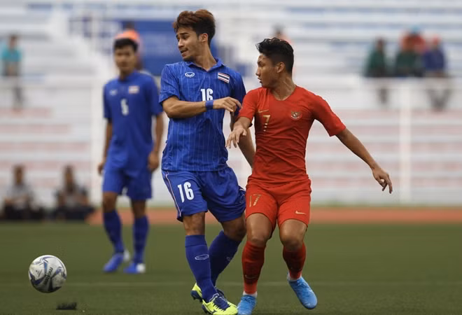 Thái Lan nhận thất bại ngay trong trận ra quân trước Indonesia. Ảnh: Siam Sport.