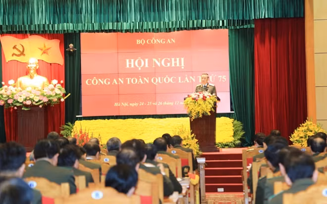Bộ trưởng Tô Lâm phát biểu tổng kết Hội nghị.