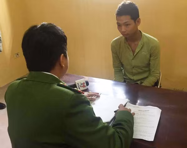 Đối tượng Hoàn tại cơ quan điều tra. Đối tượng Hoàn tại cơ quan điều tra.