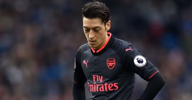 Ozil mệt mỏi suốt năm 2018.