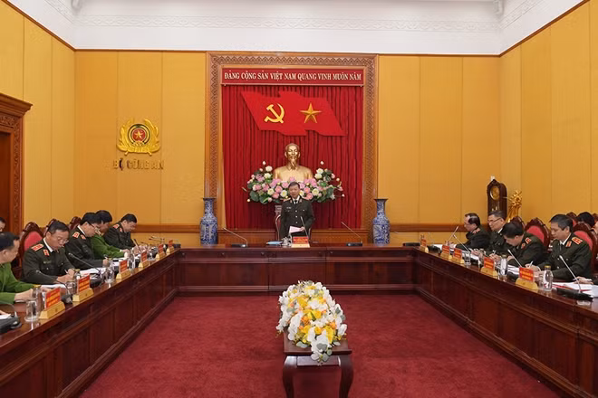 Bộ trưởng Tô Lâm phát biểu chỉ đạo tại buổi làm việc.